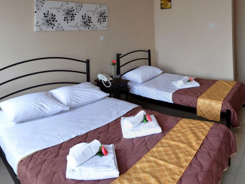 Golden Beach Hotel - Снимка 11