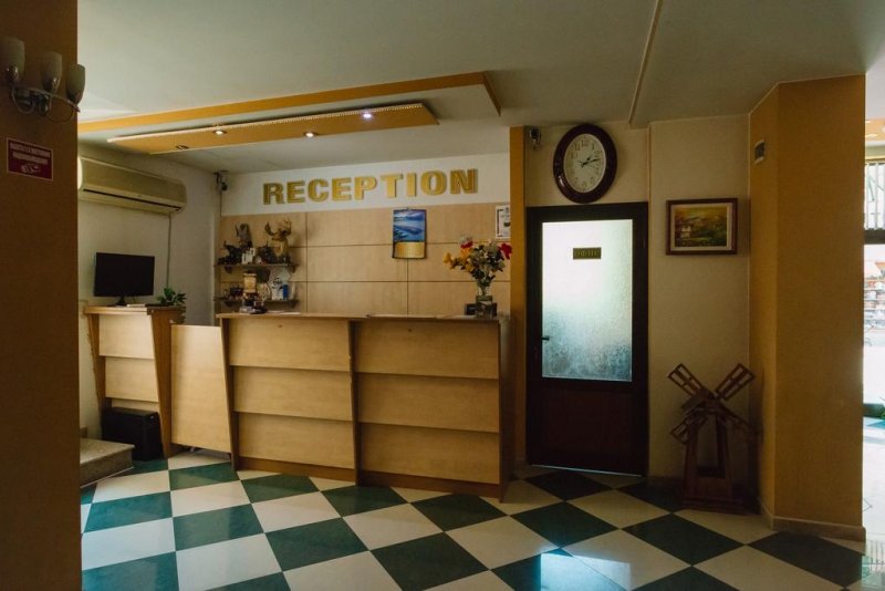 Хотел Мания - Снимка 0