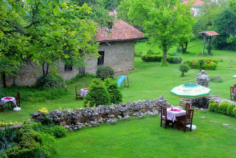 Хотел Болярска къща - Снимка 9