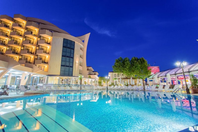 Хотел Фиеста М - Снимка 0