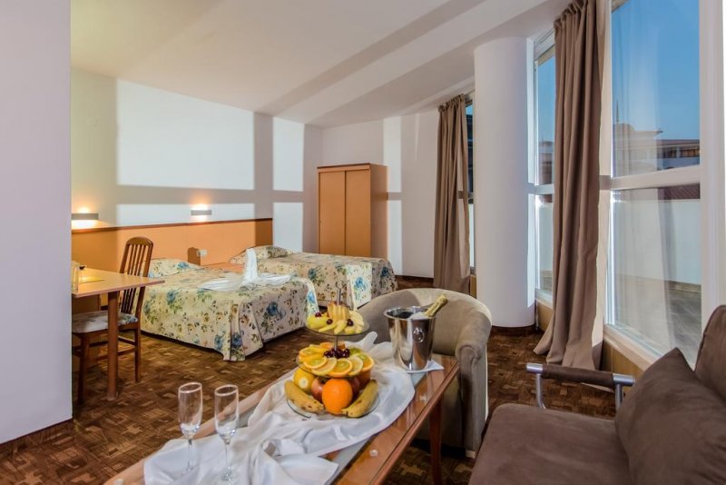 Хотел Фиеста М - Снимка 2