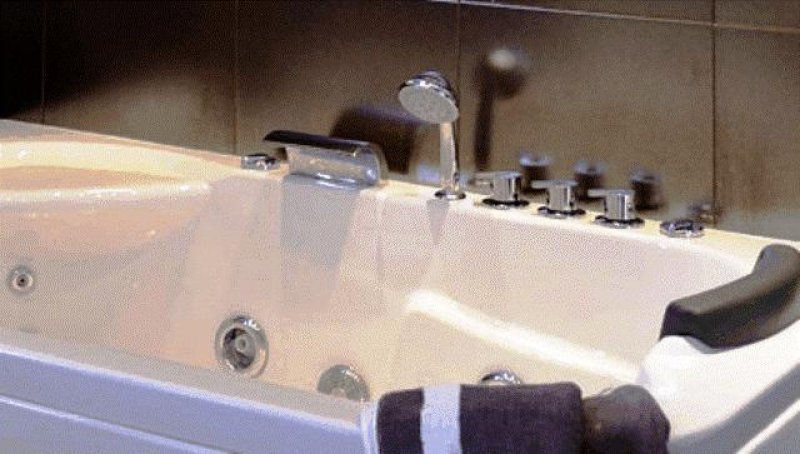 Samos Hotel - Снимка 1