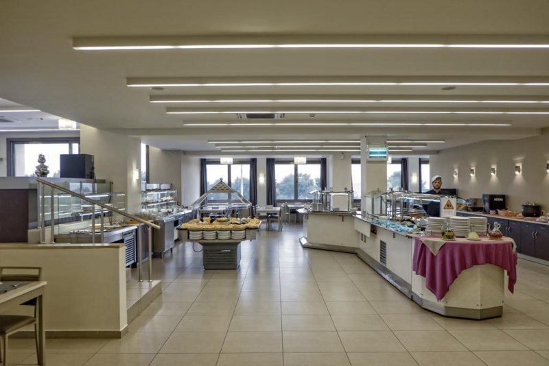 Lagomandra Hotel and Spa - Снимка 4