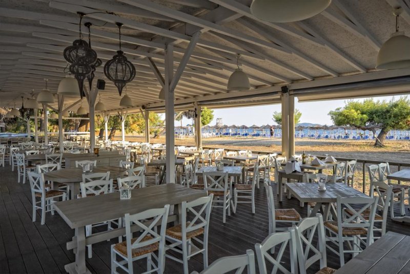 Lagomandra Hotel and Spa - Снимка 11