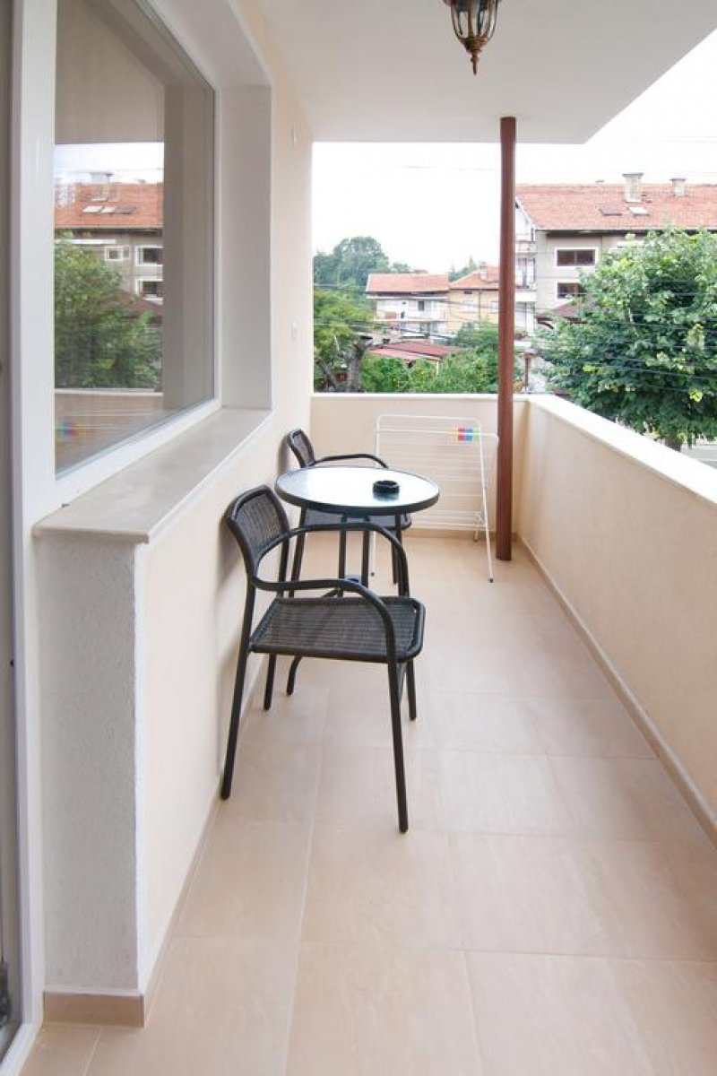 Семеен хотел Четири сезона - Снимка 1