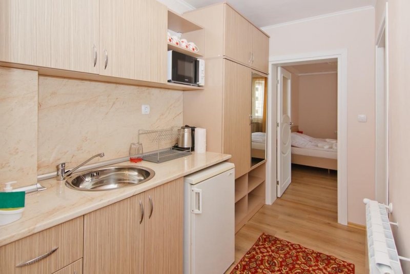 Семеен хотел Четири сезона - Снимка 10