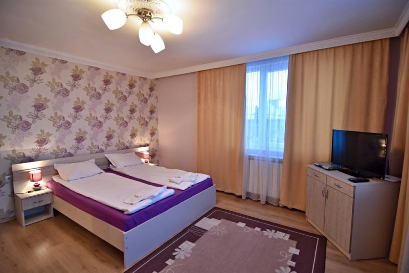 Семеен хотел Четири сезона - Снимка 4