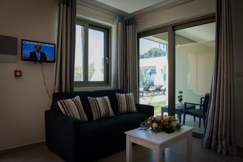 Mantinia Bay Hotel - Снимка 3