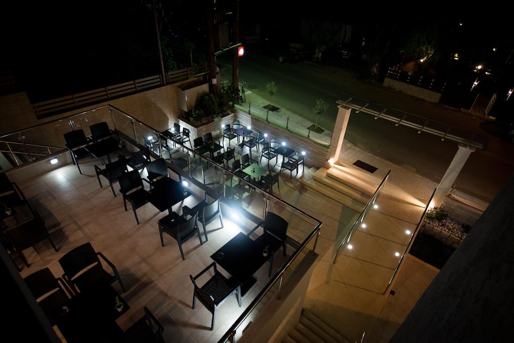 Лято на първа линия в Микри Мантиния, Гърция! Нощувка със закуска + басейн от хотел Mantinia Bay**** - Снимка 26