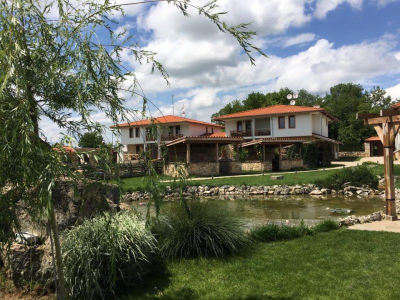 Комплекс Стара Плиска - Снимка 0