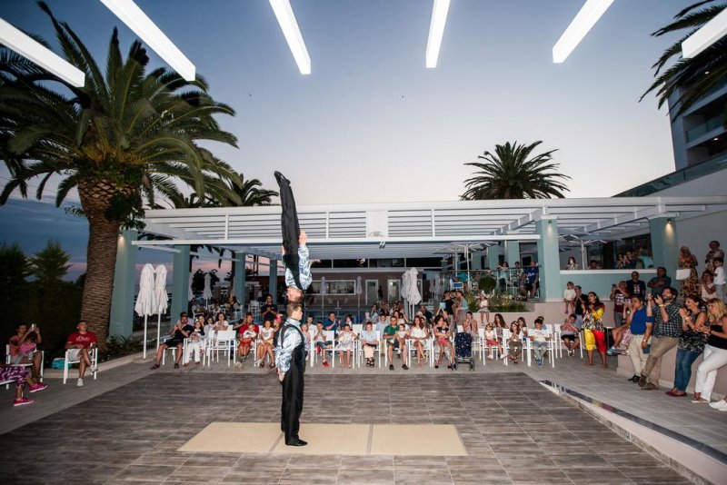 Cronwell Resort Sermilia - Снимка 5