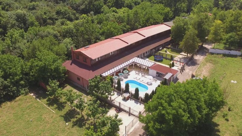 Комплекс Манастирски Чифлик - Снимка 5