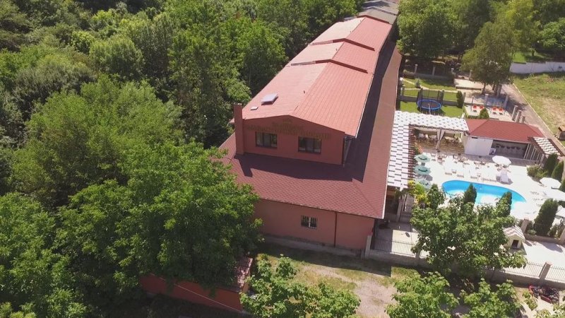 Комплекс Манастирски Чифлик - Снимка 3