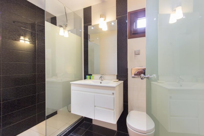 Luxury Aroma Villa - Снимка 8