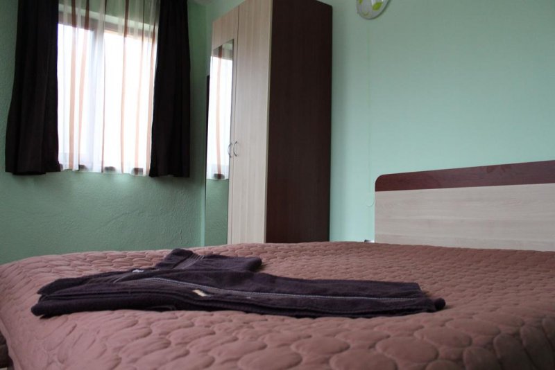 Комплекс Под Чардака - Снимка 5