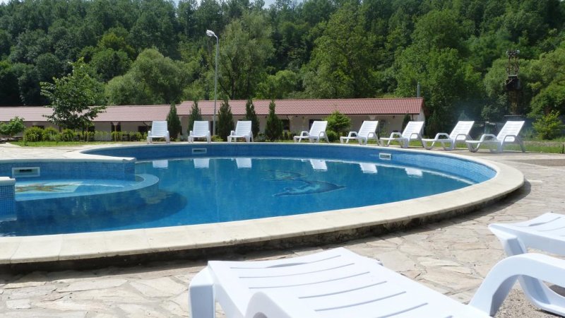 Комплекс Под Чардака - Снимка 10