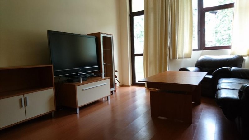 Апартаменти ТЕС Флора - Снимка 2