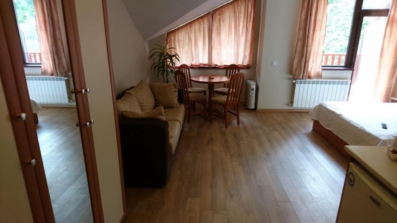 Апартаменти ТЕС Флора - Снимка 10