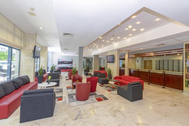 Хотел Холидей Парк - Снимка 5