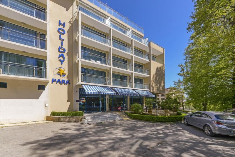 Хотел Холидей Парк - Снимка 9