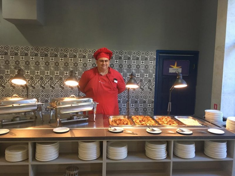 Хотел Холидей Парк - Снимка 8