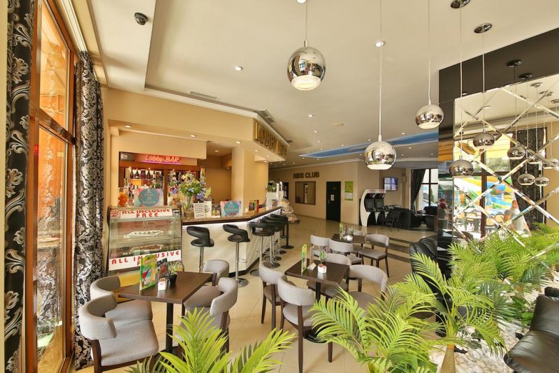 Престиж Хотел и Аквапарк - Снимка 2