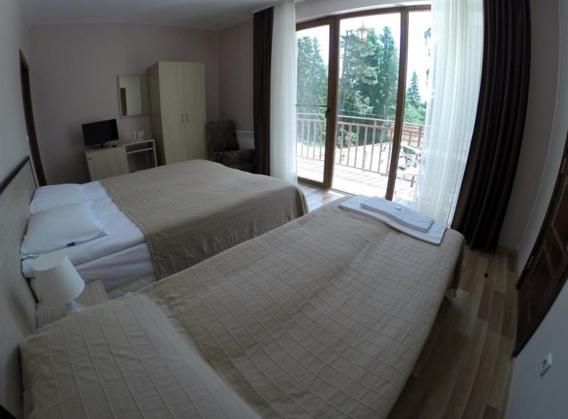 Вила Ивелия - Снимка 9