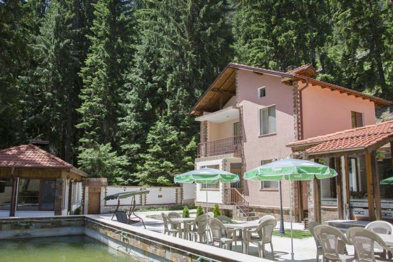 Вила Ивелия - Снимка 10