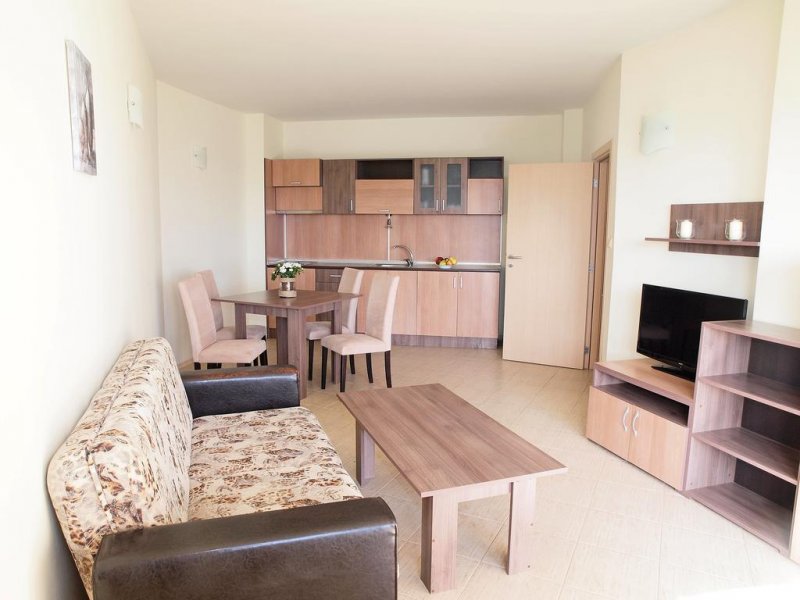 Апартхотел Реджина Бийч - Снимка 1