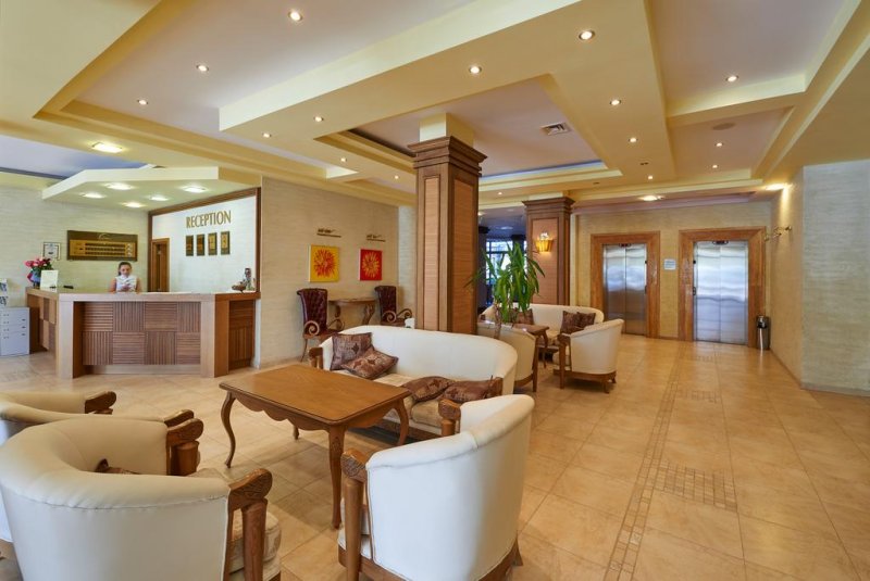 Апартхотел Реджина Бийч - Снимка 4