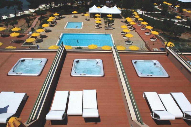 Royal Paradise Beach Resort & Spa - Снимка 9