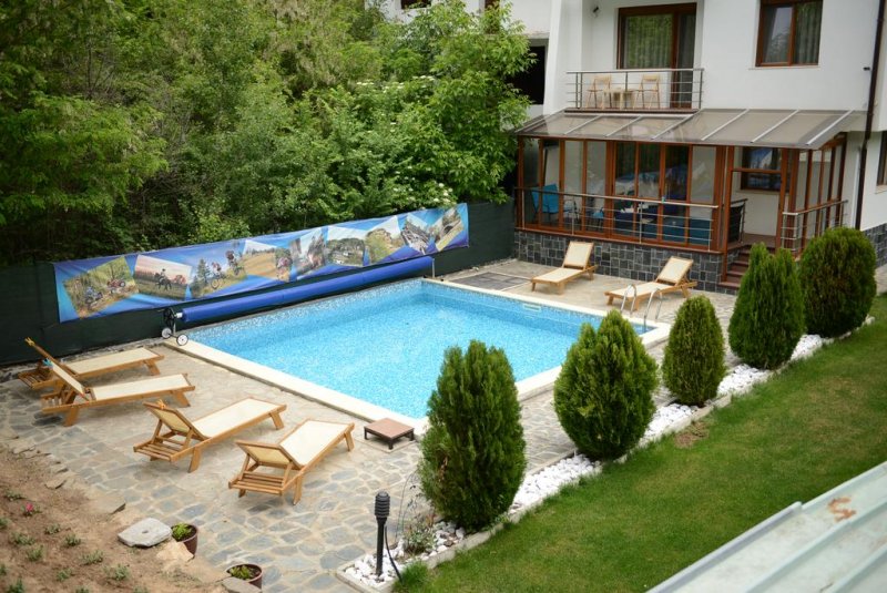 Вила Дречева - Снимка 2