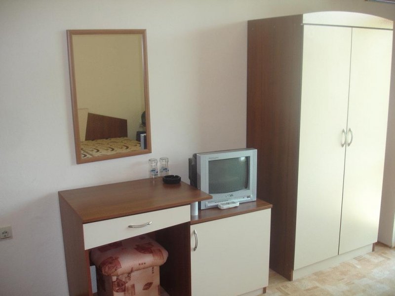 Семеен хотел Даяна - Снимка 2