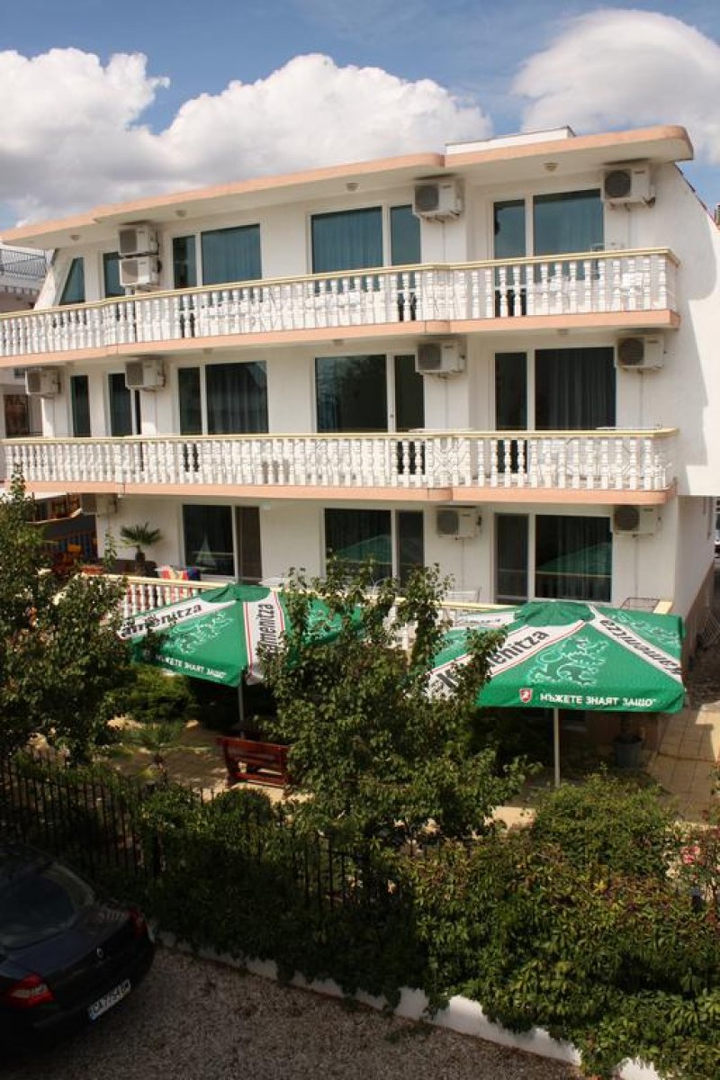 Вила Амадеус - Снимка 3