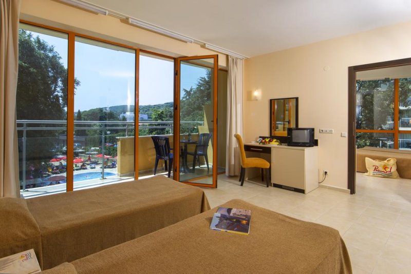 Хотел ПримаСол Сънрайз - Снимка 7