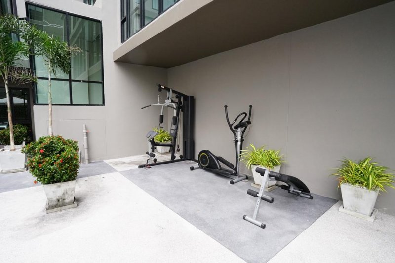 Beston Pattaya Hotel - Снимка 8