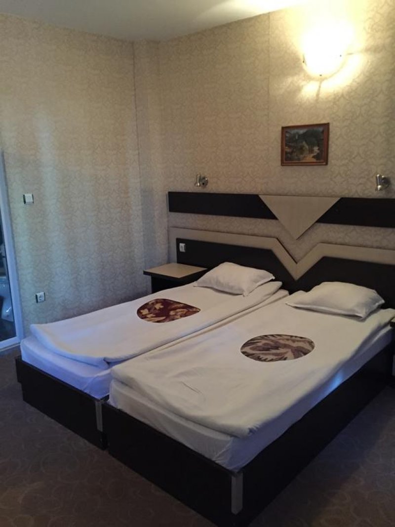 Хотел Елвира - Снимка 1