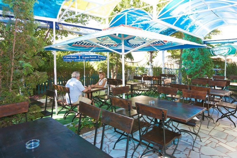 Хотел Елвира - Снимка 9