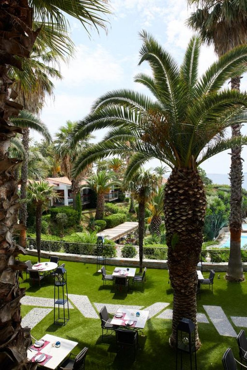 Eagles Palace - Снимка 10