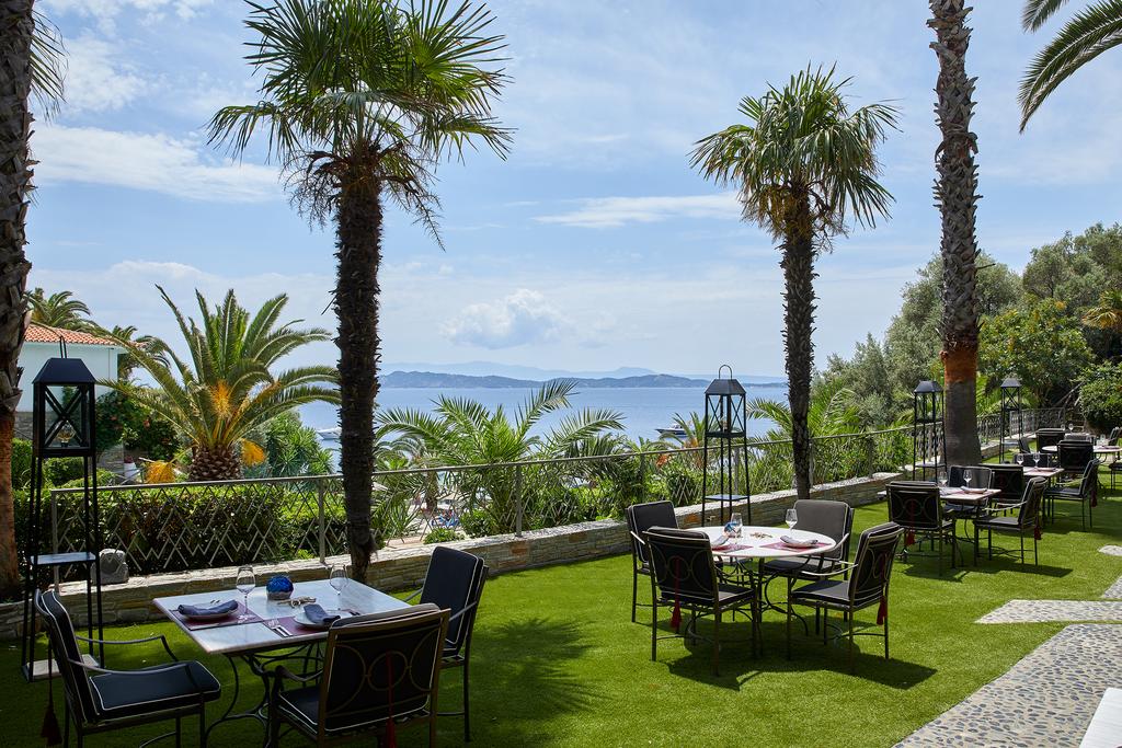 5 нощувки със закуски и вечери в луксозния хотел Eagles Palace 5*, Халкидики, Гърция през Май! - Снимка 24