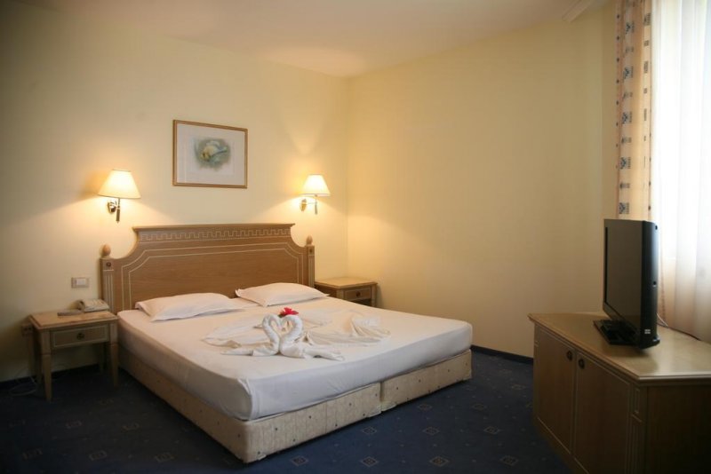 Хотел Марина Роял Палас - Снимка 4