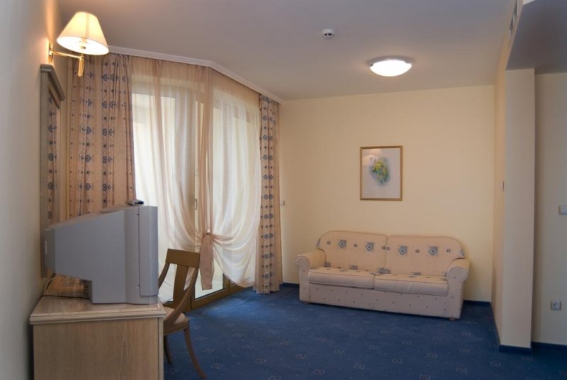 Хотел Марина Роял Палас - Снимка 7