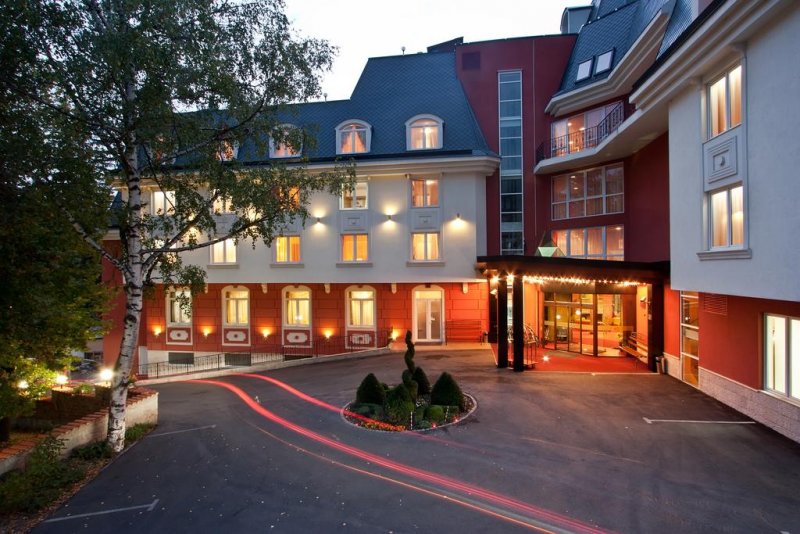 Хотел Акватоник - Снимка 0