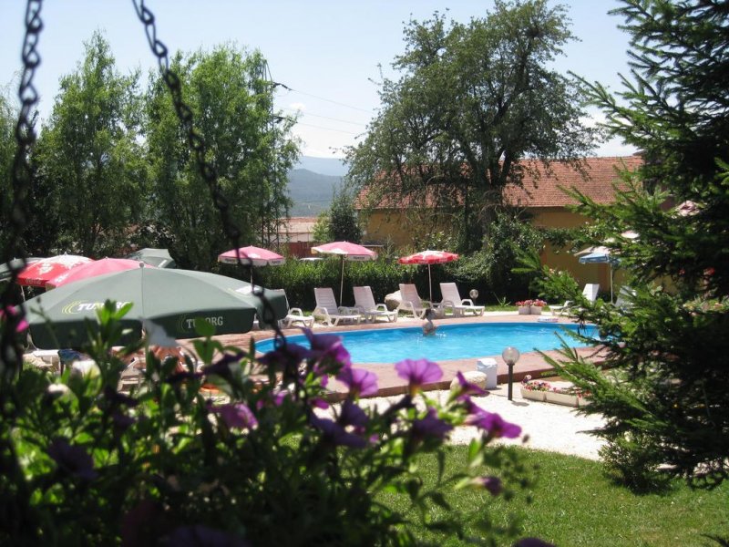 Семеен хотел Ив - Снимка 11