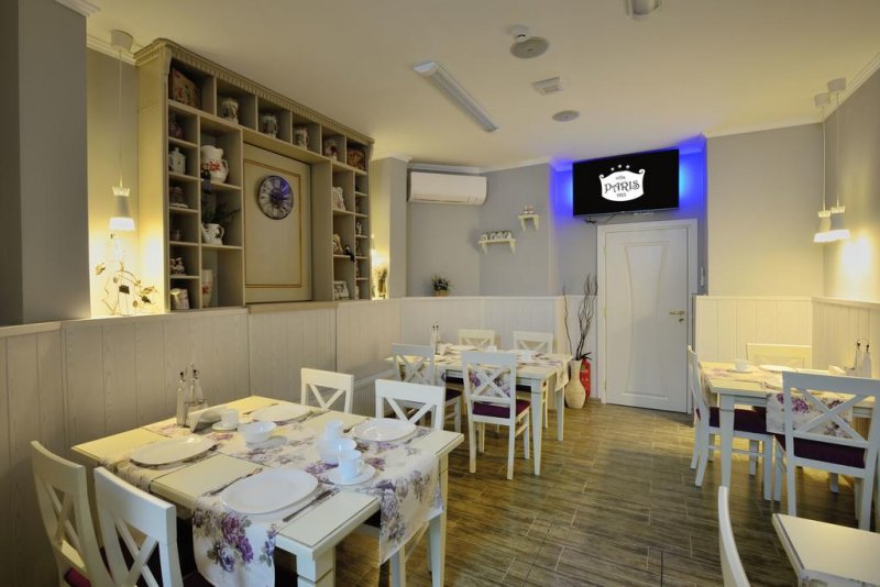 Хотел Вила Париж - Снимка 10