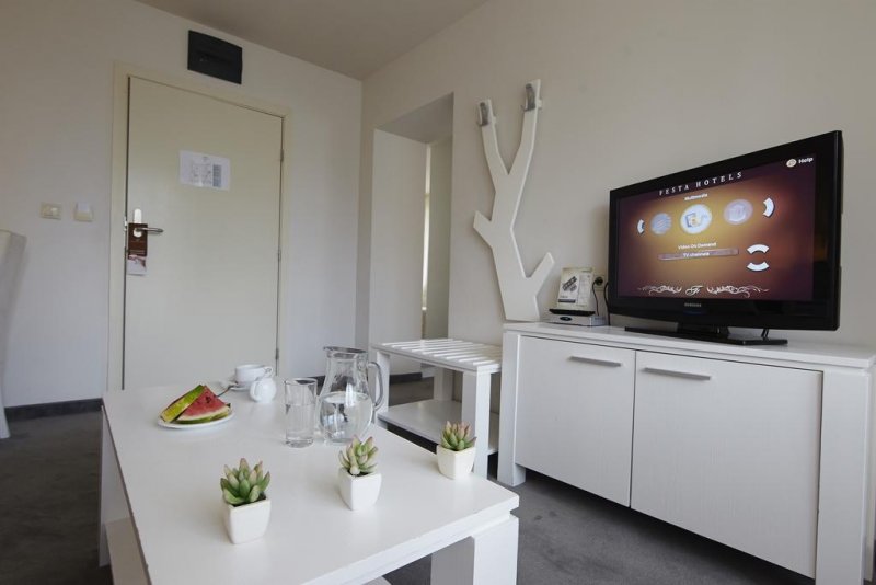 Хотел Феста Чамкория - Снимка 11