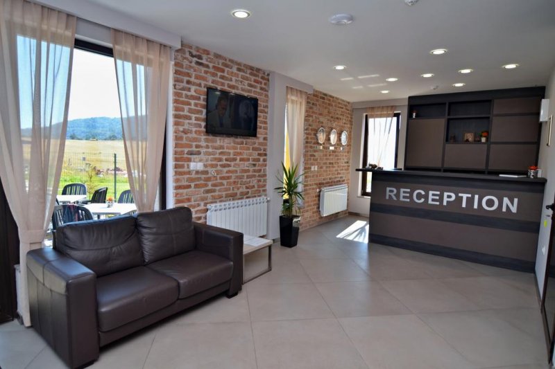 Хотел Ла Каза - Снимка 3