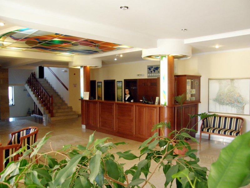 Хотел Център - Снимка 2