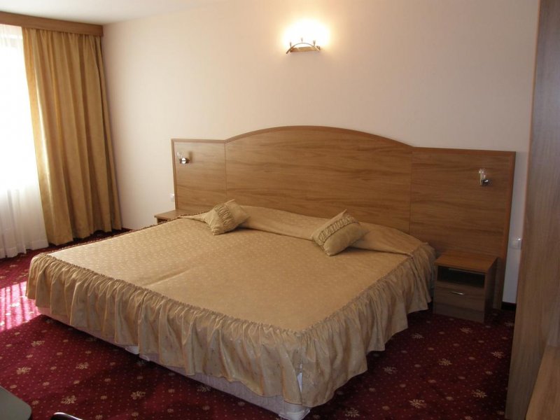 Хотел Център - Снимка 11