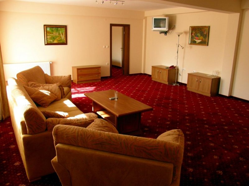 Хотел Център - Снимка 3